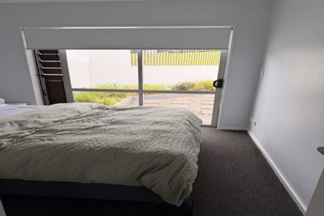 Photo of property in 5e/71 Spencer Road, Oteha, Auckland, 0632