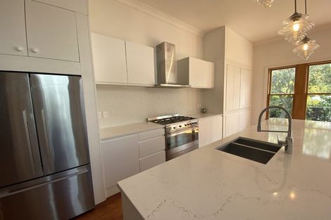 Photo of property in 6 Hobson Street, Thorndon, Wellington, 6011