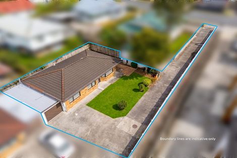 Photo of property in 2/27 Rata Street, New Lynn, Auckland, 0600