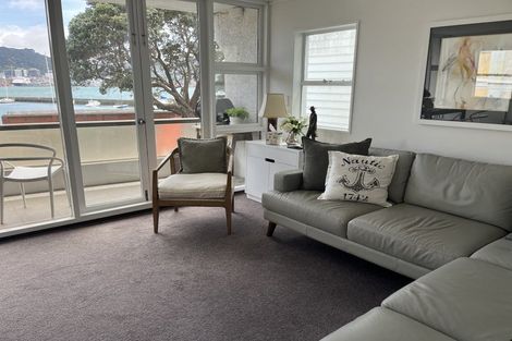 Photo of property in 1/130 Oriental Parade, Oriental Bay, Wellington, 6011
