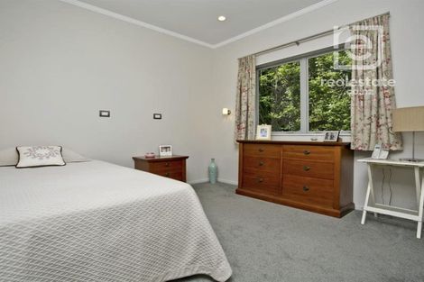 Photo of property in 11a Maleme Avenue, Belmont, Auckland, 0622