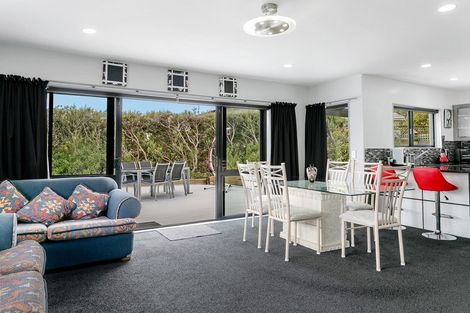 Photo of property in 36 Aubrey Crescent, Rainbow Point, Taupo, 3330