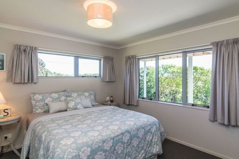 Photo of property in 355 Te Horo Beach Road, Te Horo Beach, Otaki, 5581
