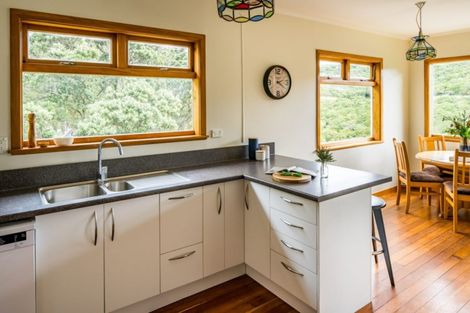 Photo of property in 163 Karepa Street, Brooklyn, Wellington, 6021