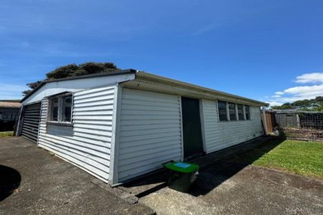 Photo of property in 8 Kea Place, Mangere Bridge, Auckland, 2022