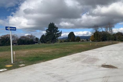 Photo of property in 11 Lloyd Crescent, Pukehangi, Rotorua, 3015