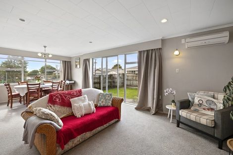 Photo of property in 10a Chilman Street, Strandon, New Plymouth, 4312