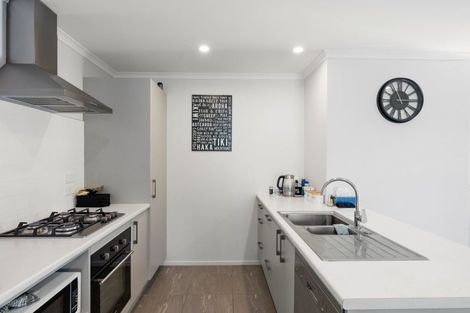 Photo of property in 1/15 Mabian Crescent, Deanwell, Hamilton, 3206