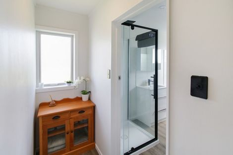 Photo of property in 16 Linklater Avenue, Foxton Beach, Foxton, 4815