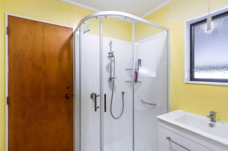 Photo of property in 110 Raumati Road, Raumati Beach, Paraparaumu, 5032