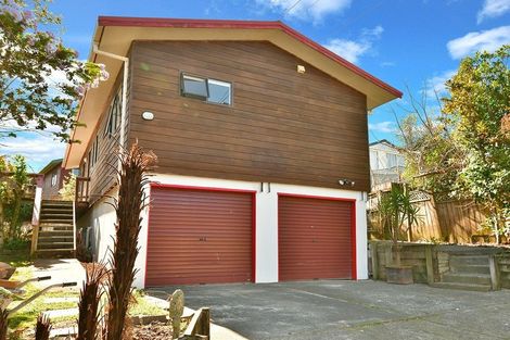 Photo of property in 2/88 Athena Drive, Totara Vale, Auckland, 0629
