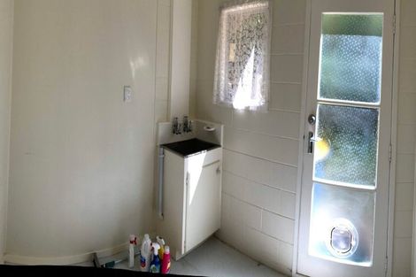 Photo of property in 25 Wilkinson Way, Browns Bay, Auckland, 0630
