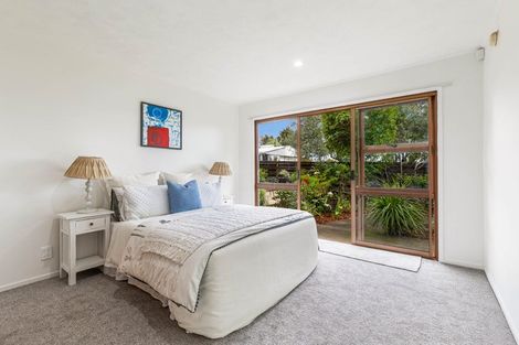 Photo of property in 1/15 Evans Road, Glen Eden, Auckland, 0602