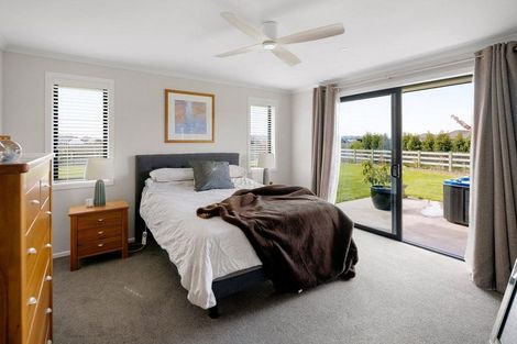 Photo of property in 43 Seachange Drive, Leamington, Cambridge, 3432