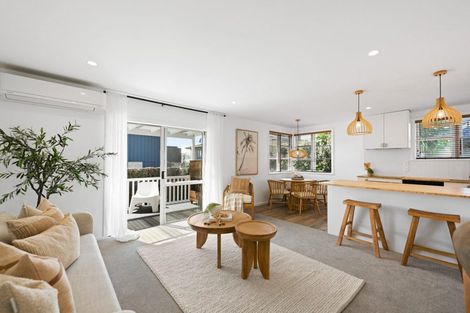 Photo of property in 26 Seaview Road, Otumoetai, Tauranga, 3110