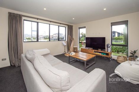 Photo of property in 16 David Buist Crescent, Halswell, Christchurch, 8025