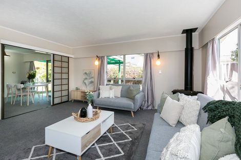 Photo of property in 7a Weathers Place, Taradale, Napier, 4112