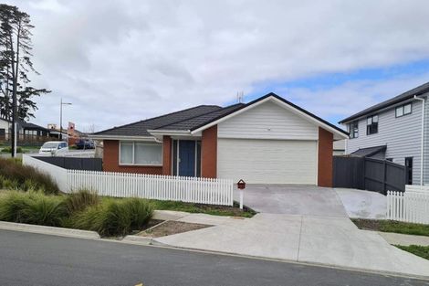 Photo of property in 1 Cooperage Avenue, Kumeu, 0810