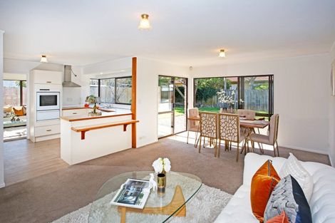 Photo of property in 52 Bob Charles Drive, Golflands, Auckland, 2013