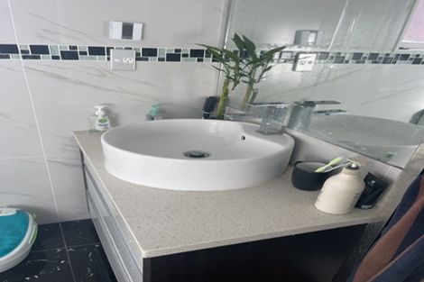 Photo of property in 91a Universal Drive, Henderson, Auckland, 0610