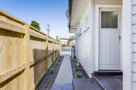 Photo of property in 73 Rata Street, Inglewood, 4330