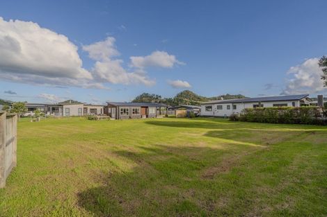 Photo of property in 13 Admiral Drive, Cooks Beach, Whitianga, 3591