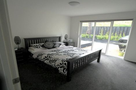 Photo of property in 17 Stile Place, Pukekohe, 2120
