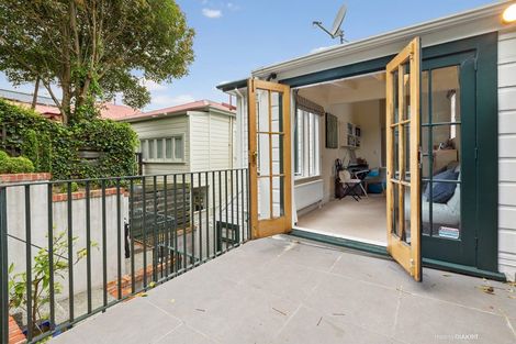 Photo of property in 22 Talavera Terrace, Kelburn, Wellington, 6012