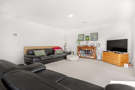 Photo of property in 5 Carlyle Street, Leamington, Cambridge, 3432