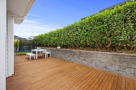 Photo of property in 18 Parkview Drive, Gulf Harbour, Whangaparaoa, 0930