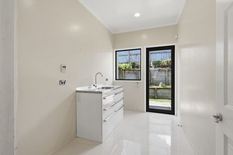 Photo of property in 19c Shelter Grove, Frankleigh Park, New Plymouth, 4310
