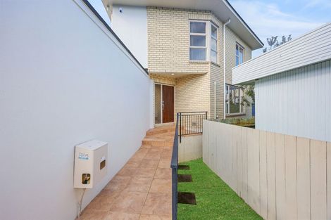 Photo of property in 74a Priestley Drive, Bucklands Beach, Auckland, 2014