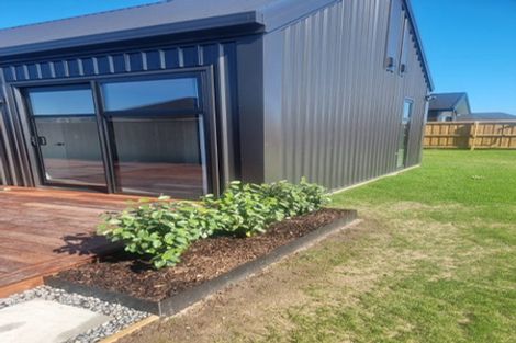 Photo of property in 6b Yates Place, Amberley, 7410