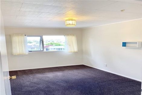 Photo of property in 68 Oreil Avenue, West Harbour, Auckland, 0618