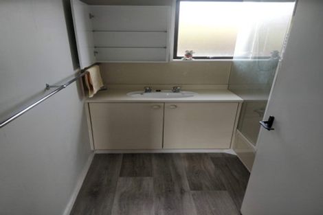 Photo of property in 25 Kahukura Avenue, Waitarere Beach, Levin, 5510