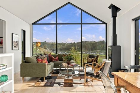 Photo of property in 5 Jahan Lane, Cashmere, Christchurch, 8022