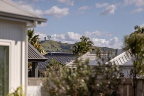 Photo of property in 30 Colpoma Close, Papamoa Beach, Papamoa, 3118