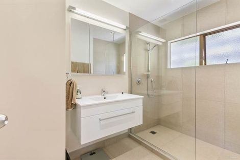 Photo of property in 1/89 Moore Street, Hillcrest, Auckland, 0627