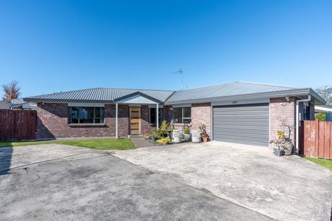 Photo of property in 15a Forest Lake Road, Forest Lake, Hamilton, 3200