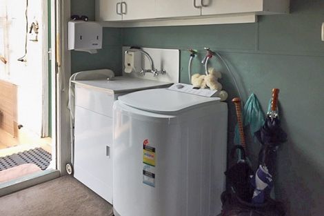 Photo of property in 35 Ruanui Street, Himatangi Beach, Foxton, 4891