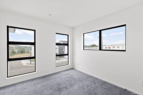 Photo of property in 11 Kaha Lane, Henderson, Auckland, 0612