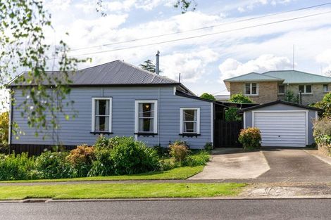 Photo of property in 16 Hill Street, Paeroa, 3600
