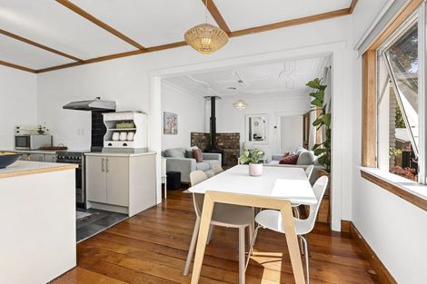 Photo of property in 15a Sycamore Grove, Lower Vogeltown, New Plymouth, 4310