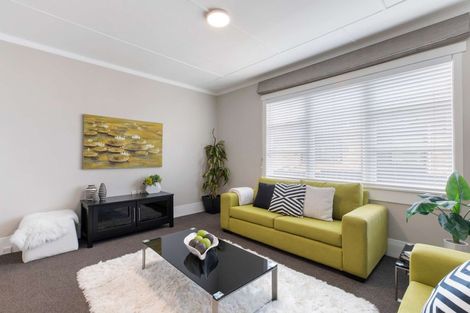 Photo of property in 1/56 East Street, Papakura, 2110