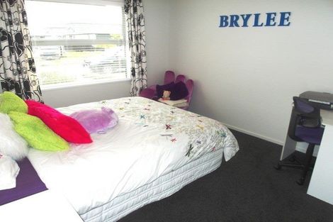 Photo of property in 3 Fintan Mews, Aidanfield, Christchurch, 8025