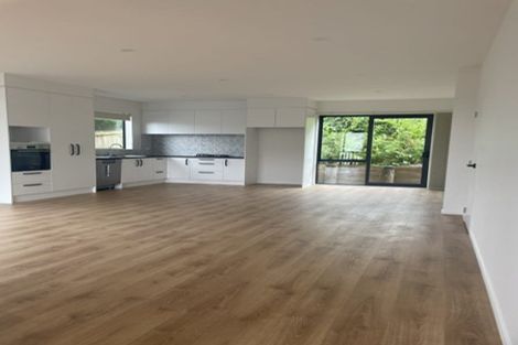 Photo of property in 1c Zion Road, Birkenhead, Auckland, 0626