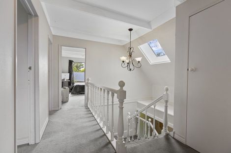 Photo of property in 296b Mangorei Road, Merrilands, New Plymouth, 4312