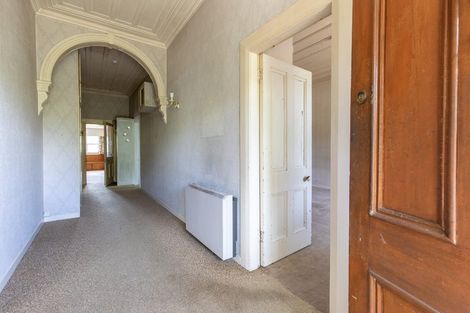 Photo of property in 213 High Street, Dannevirke, 4930