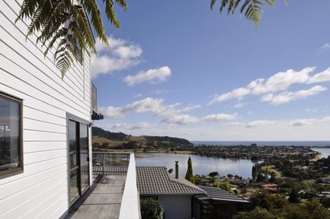 Photo of property in 10 Hinemoa Terrace, Tairua, 3508