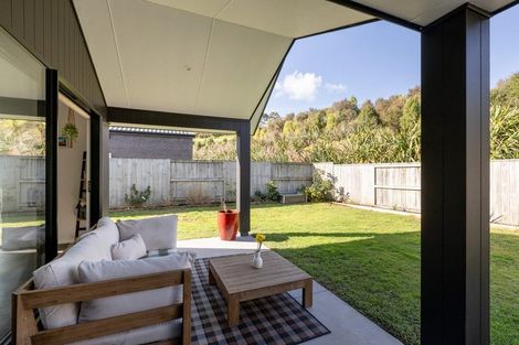 Photo of property in 57 Pakanga Grove, Pyes Pa, Tauranga, 3112